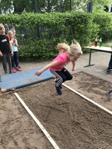 5C2F34DA-BE6F-4468-AB57-820C1035745A